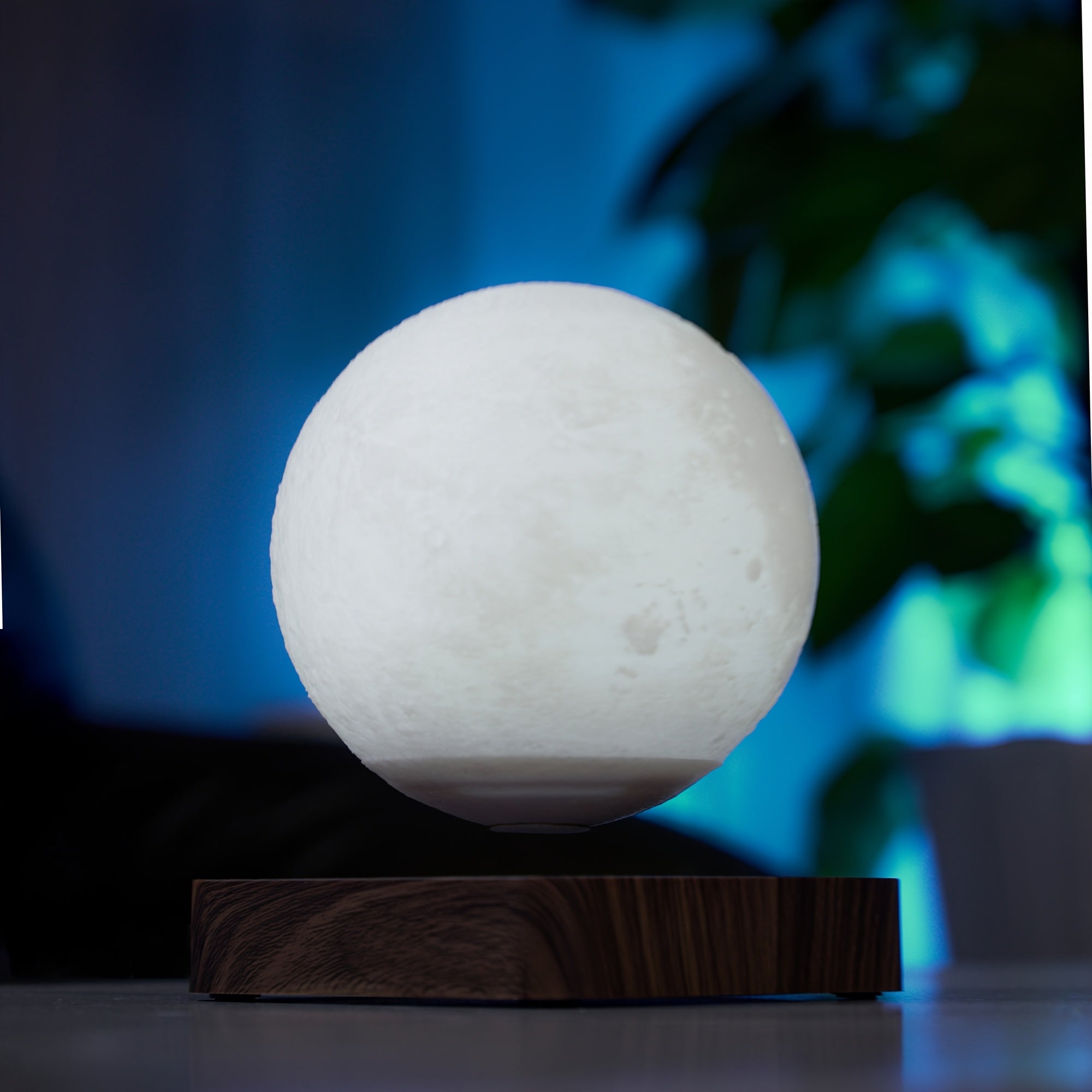 Levitating Moon Lamp Magnetic Floating Night Light Unique Levitation Bedside Table Lamp Creative Desk 3D Printing LED Light With For Office Bedroom Home Decorations (3 Colors Modes)