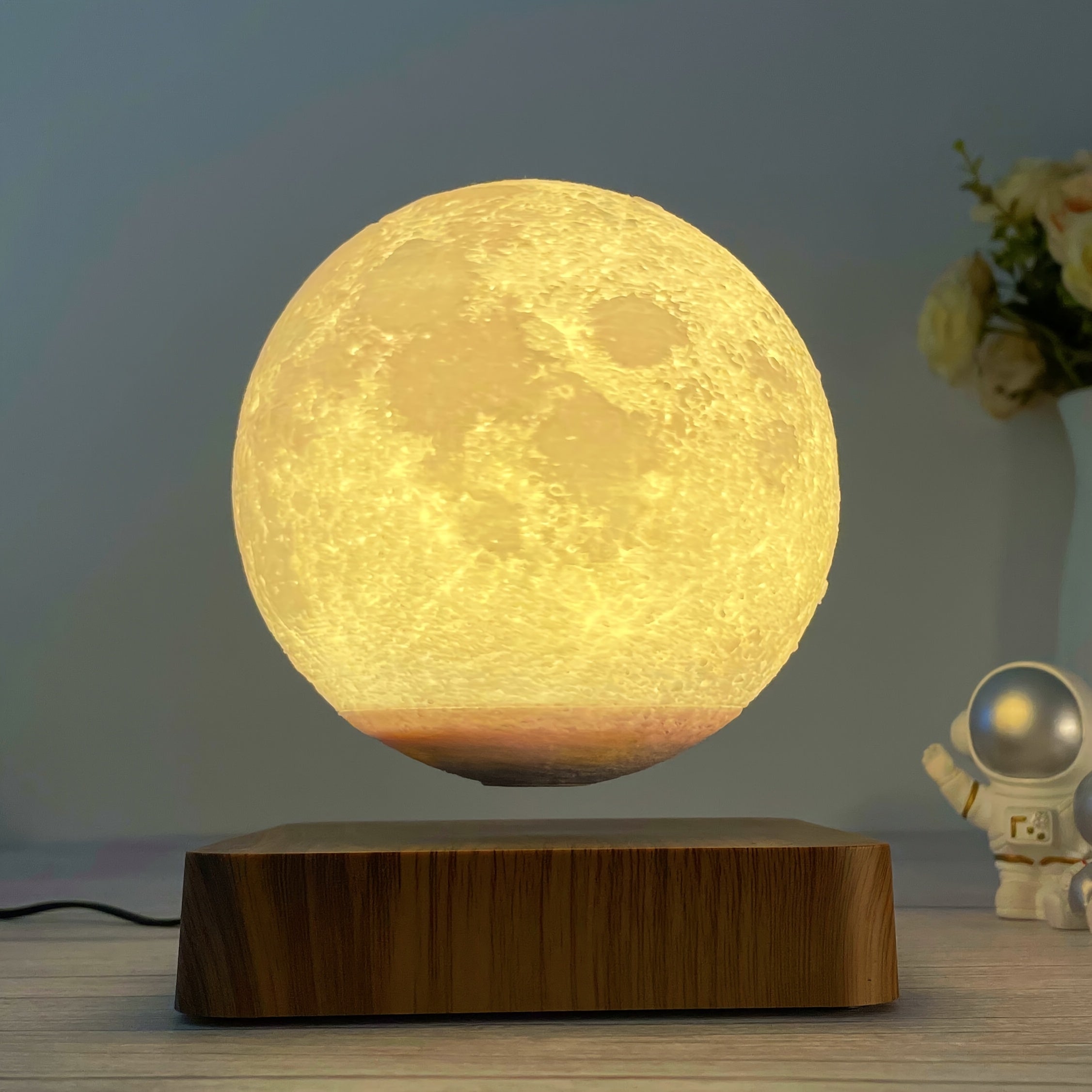 Levitating Moon Lamp Magnetic Floating Night Light Unique Levitation Bedside Table Lamp Creative Desk 3D Printing LED Light With For Office Bedroom Home Decorations (3 Colors Modes)