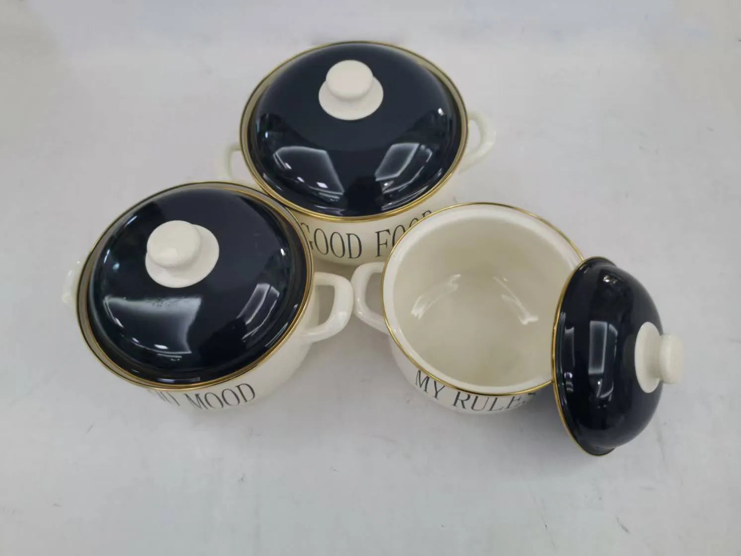 Very Popular 18-22cm Enamel Pot Sale Best Cooking Pot Kitchenware Utensil