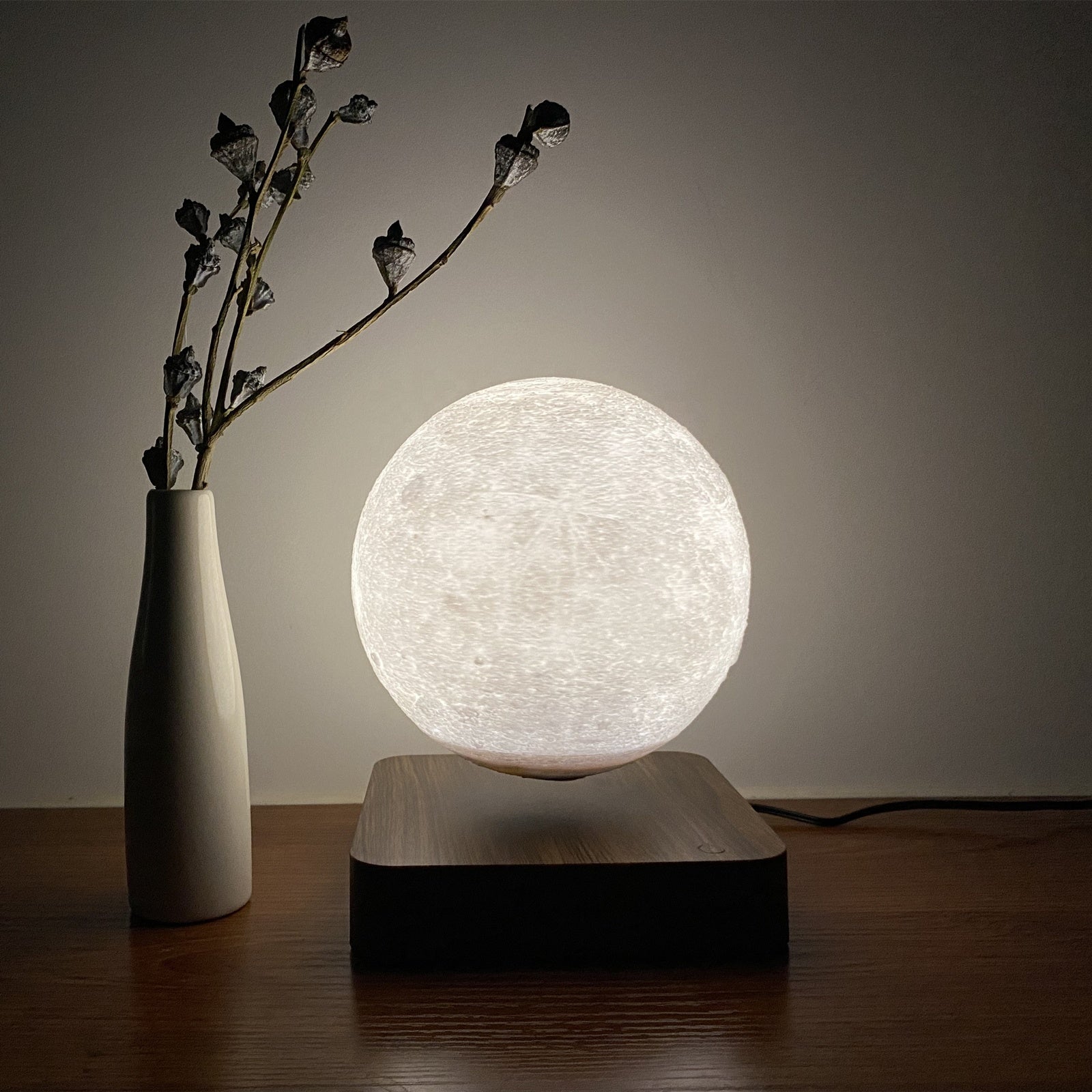 Levitating Moon Lamp Magnetic Floating Night Light Unique Levitation Bedside Table Lamp Creative Desk 3D Printing LED Light With For Office Bedroom Home Decorations (3 Colors Modes)